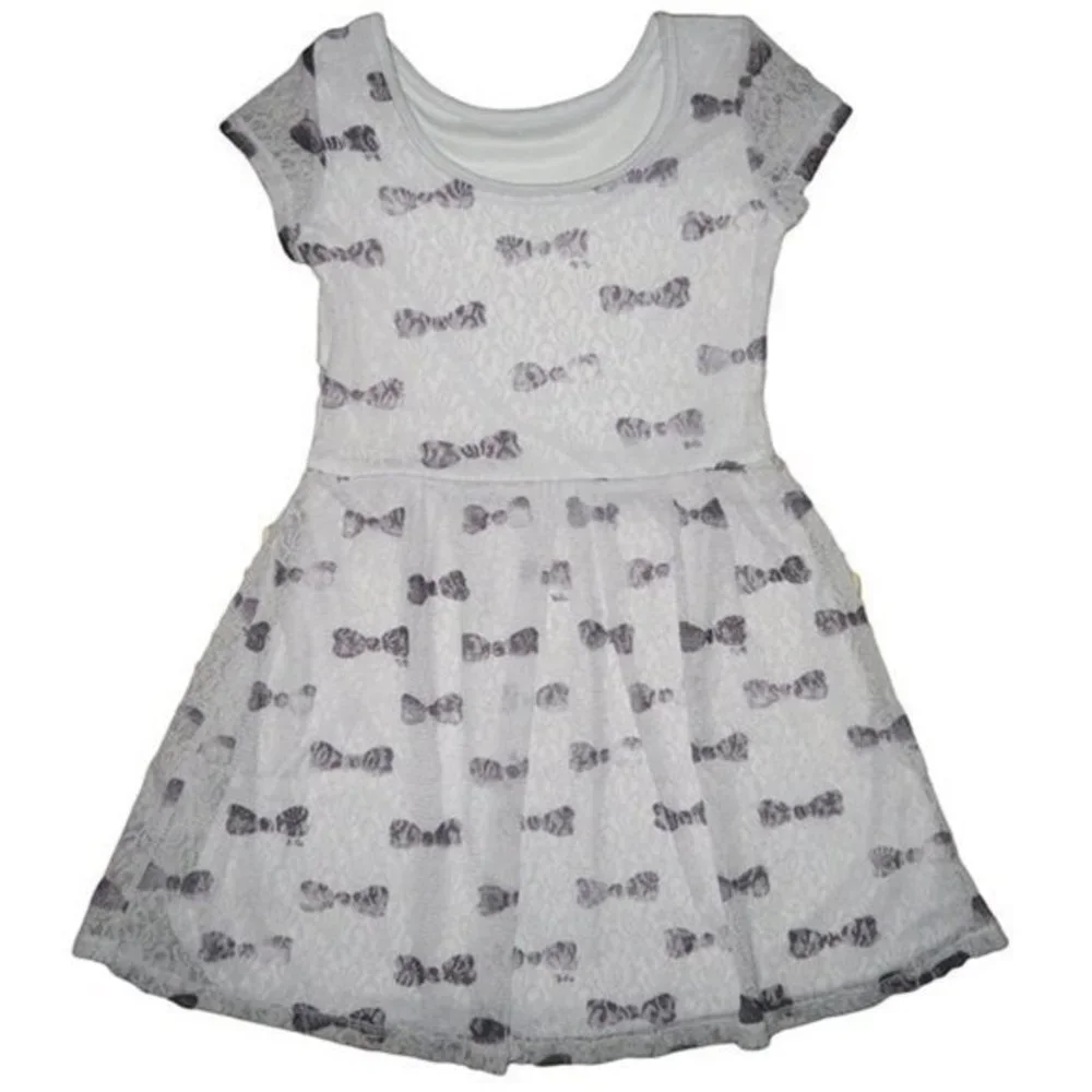 Peanuts Girl's Snoopy And His Sister Belle Bows Skater Lace Dress‎